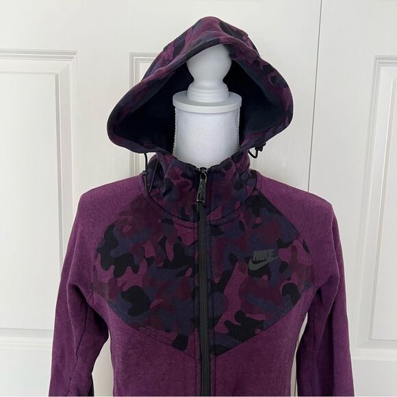 Nike Tech Hoodie - Picture 4 of 13